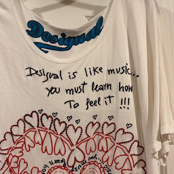 Desigual White Tee with Red Heart Design size L cute for valentines - Picture 3 of 6